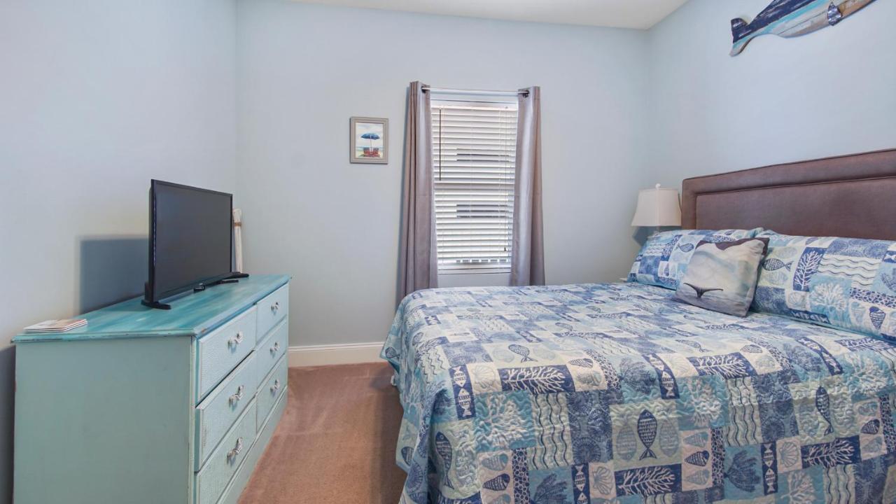 Holiday home Shell Yeah At Laketown Wharf #730 By Nautical *