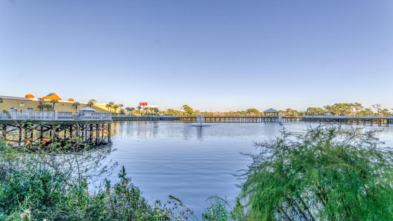Holiday home Shell Yeah At Laketown Wharf #730 By Nautical Panama City Beach