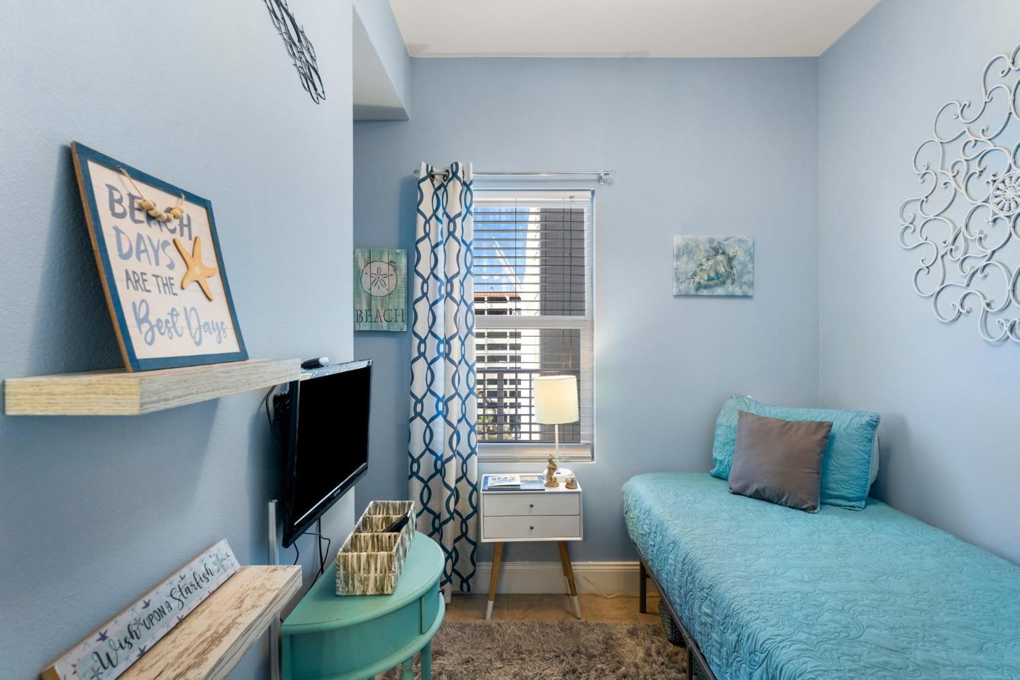 Shell Yeah At Laketown Wharf #730 By Nautical Holiday home