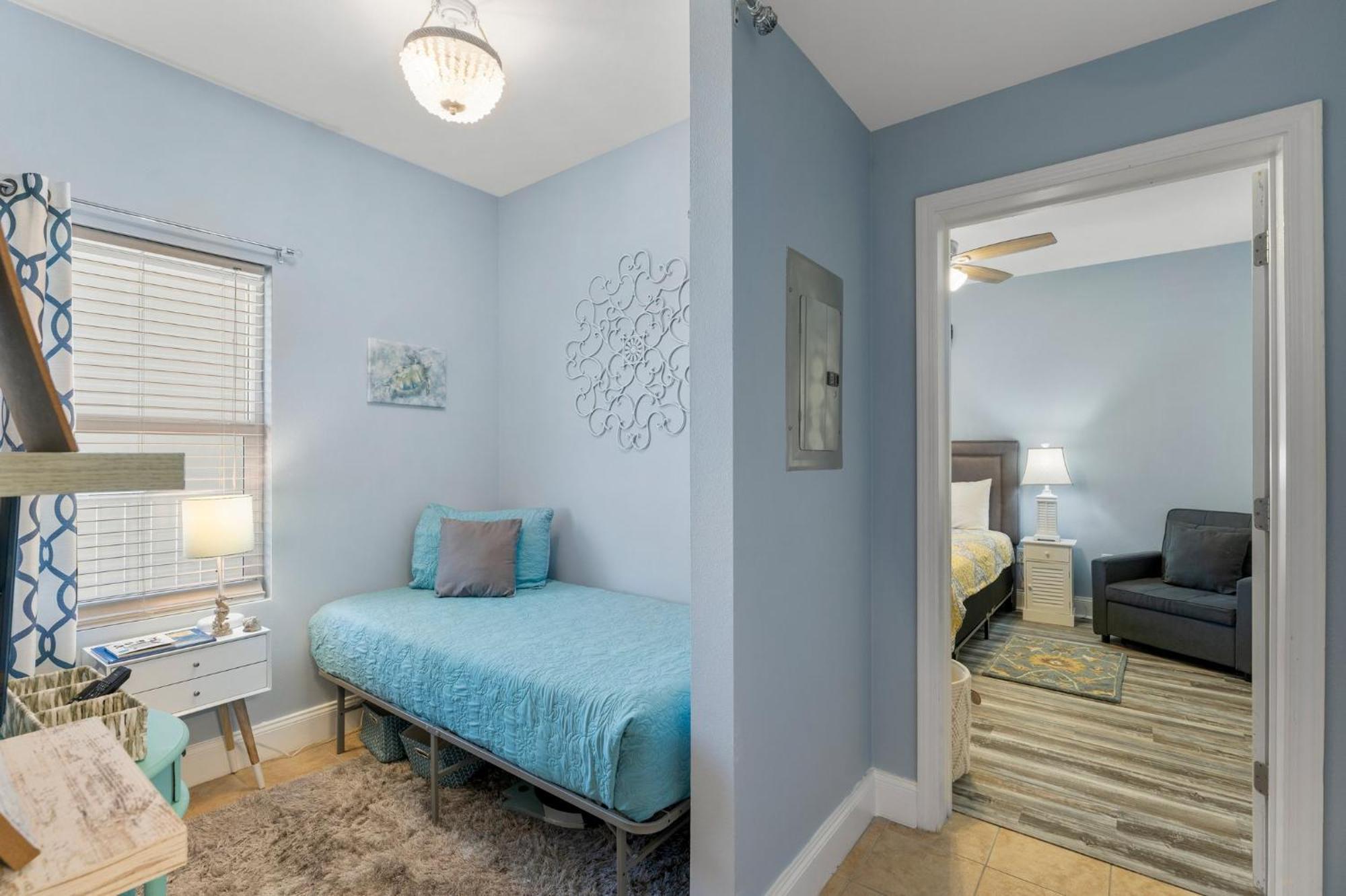 Holiday home Shell Yeah At Laketown Wharf #730 By Nautical *