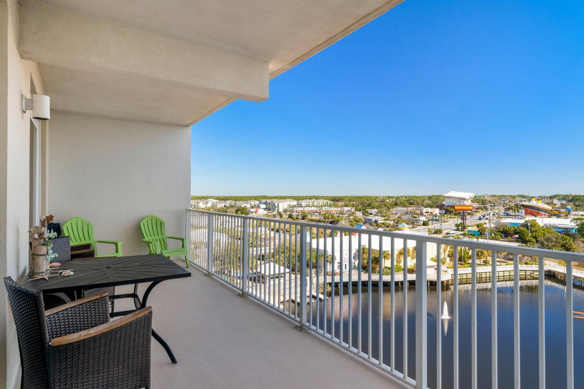 Shell Yeah At Laketown Wharf #730 By Nautical Holiday home *